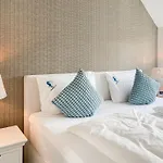 Ferienhaus Seezeit 1 *